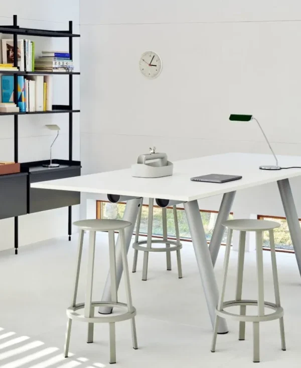 Vitra Regale-HAY Pier System 133 Regal, 3 Säulen, PS schwarz