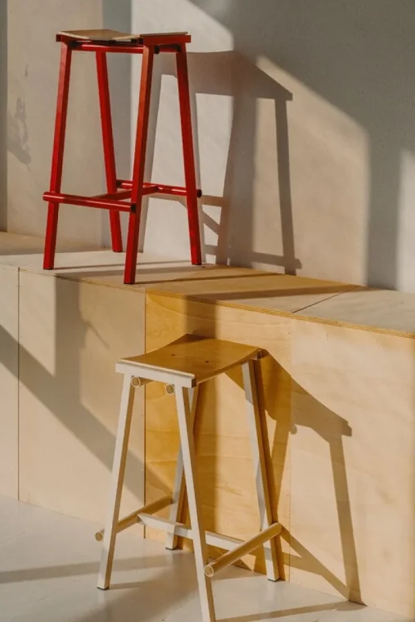 Hem Sitzgelegenheiten-HAY Taburete 8 Barhocker, niedrig, 65 cm, Eierschale - Eiche lackiert