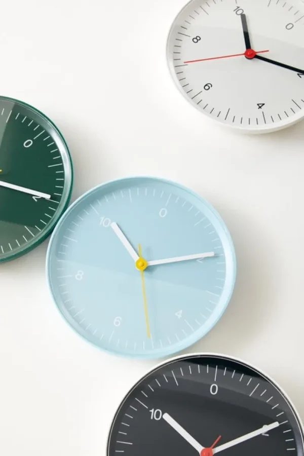 HAY Uhren-Wall Clock Wanduhr, Schwarz