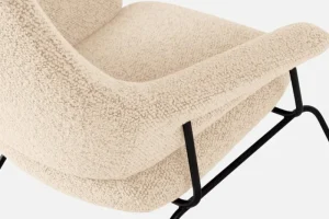 Audo Copenhagen Sitzgelegenheiten-Hem Hai Loungesessel, Eierschale, Bouclé