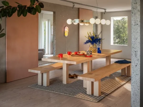 Normann Copenhagen Deckenleuchten-Hem Knuckle Linear Kronleuchter, gebürstetes Aluminium