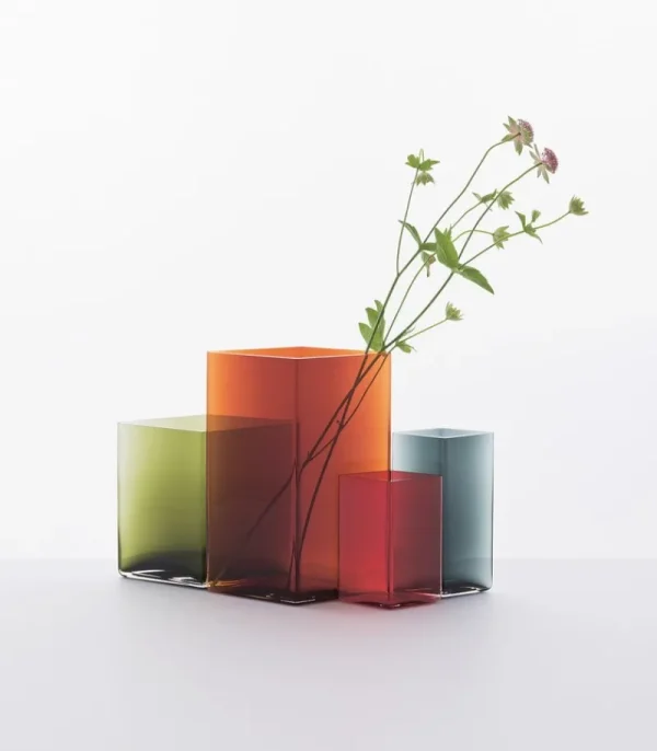 Iittala Vasen-Ruutu Vase, 115 x 140 mm, cranberry