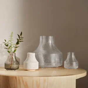 Marimekko Vasen-Iittala Ultima Thule Glasvase, 82 x 97 mm, Leinenweiß