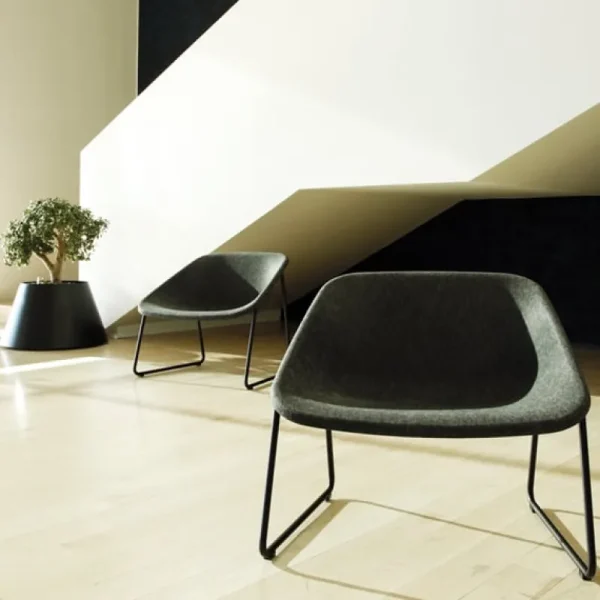Woud Sitzgelegenheiten-Inno Kola Lounge Stuhl, schwarz