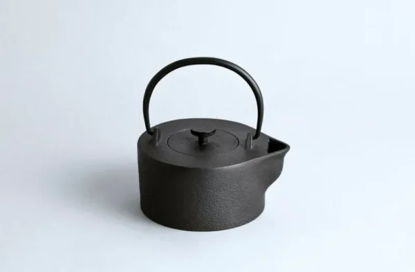 Iwatemo Karaffen Und Krüge^HK Wasserkocher, 0,4 l, Gusseisen