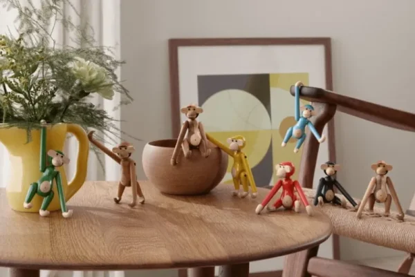 Kay Bojesen Denmark Dekorationsgegenstände^Holzaffe, mini, Vintage-Gelb