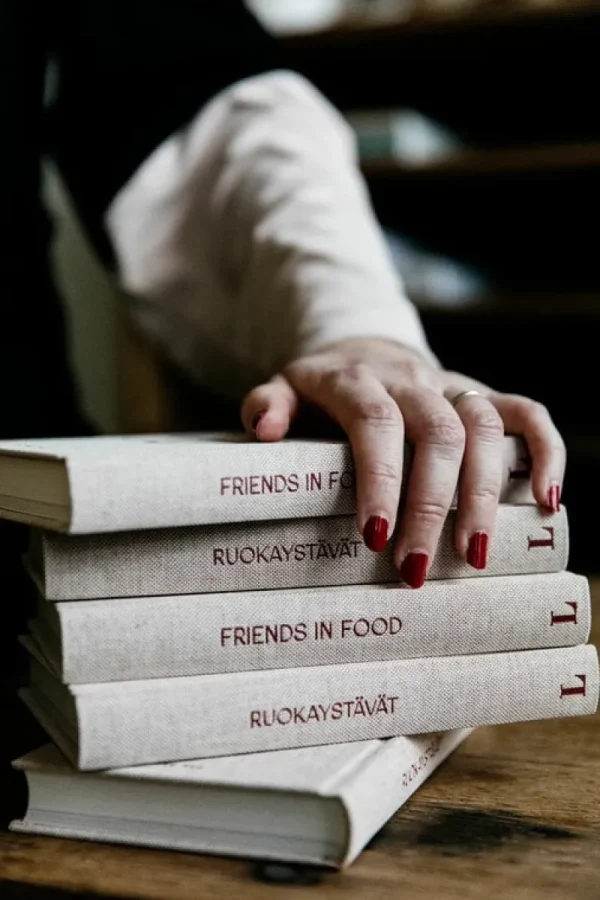 Laine Publishing Speisen^Friends in Food
