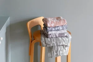 Lapuan Kankurit Badezimmertextilien^Jäkälä Sauna-Sitzunterlage, 46 x 150 cm, Weiß - Leinen
