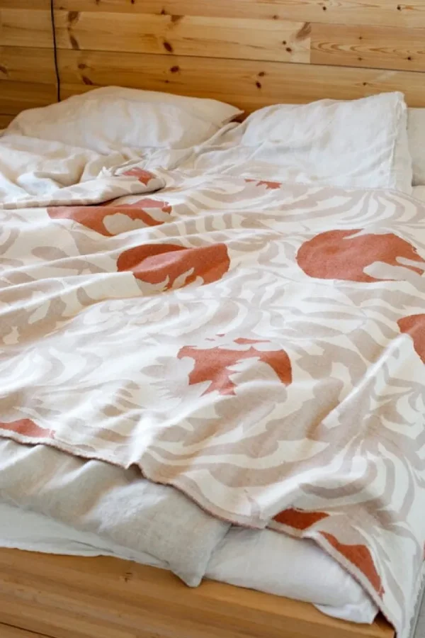 Lapuan Kankurit Decken Und Überwürfe^Kuutamo Decke, Beige - Zimtbraun