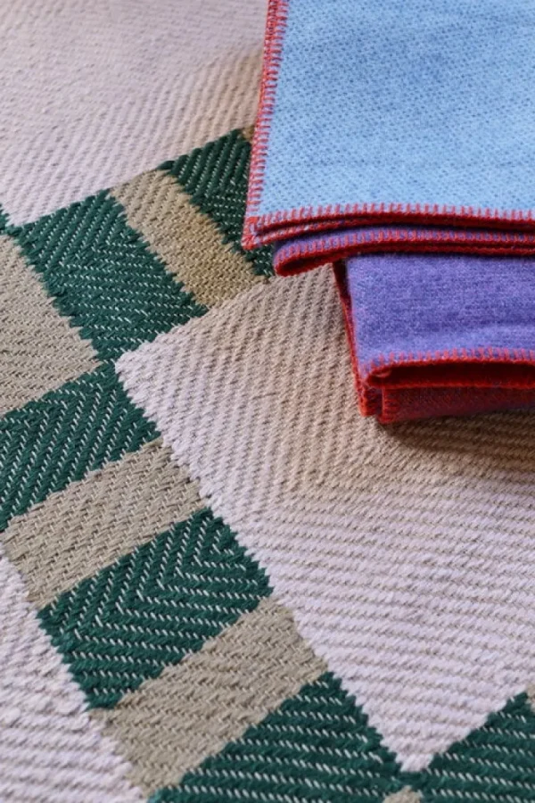 LAYERED Teppiche Und Läufer^Evelina Kroon Korean Chives Juteteppich