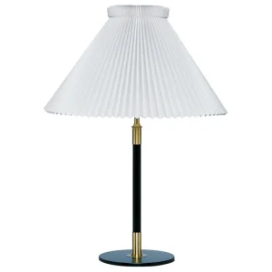 HAY Tischlampen-Le Klint 352 Tischleuchte, Messing, schwarz