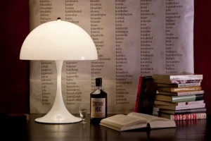 Normann Copenhagen Tischlampen-Louis Poulsen Panthella 400 Tischleuchte, V2, Opalweiß