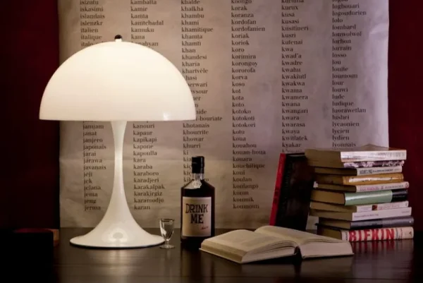 Normann Copenhagen Tischlampen-Louis Poulsen Panthella 400 Tischleuchte, V2, Opalweiß