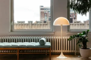 Artemide Stehleuchten-Louis Poulsen Panthella Stehleuchte, V2, Opalweiß