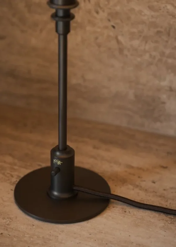 Muuto Tischlampen-Louis Poulsen PH 2/1 Tischleuchte, Limited Edition, dusty Terrakotta
