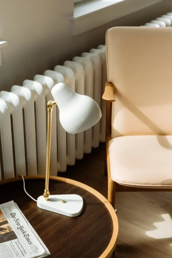 Louis Poulsen Bürobeleuchtung | Schreibtischlampen^VL38 LED-Tischleuchte V2, weiß