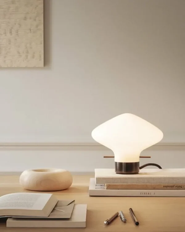 ferm LIVING Tischlampen-LYFA Repose Tischleuchte 175, Opal - Schwarz
