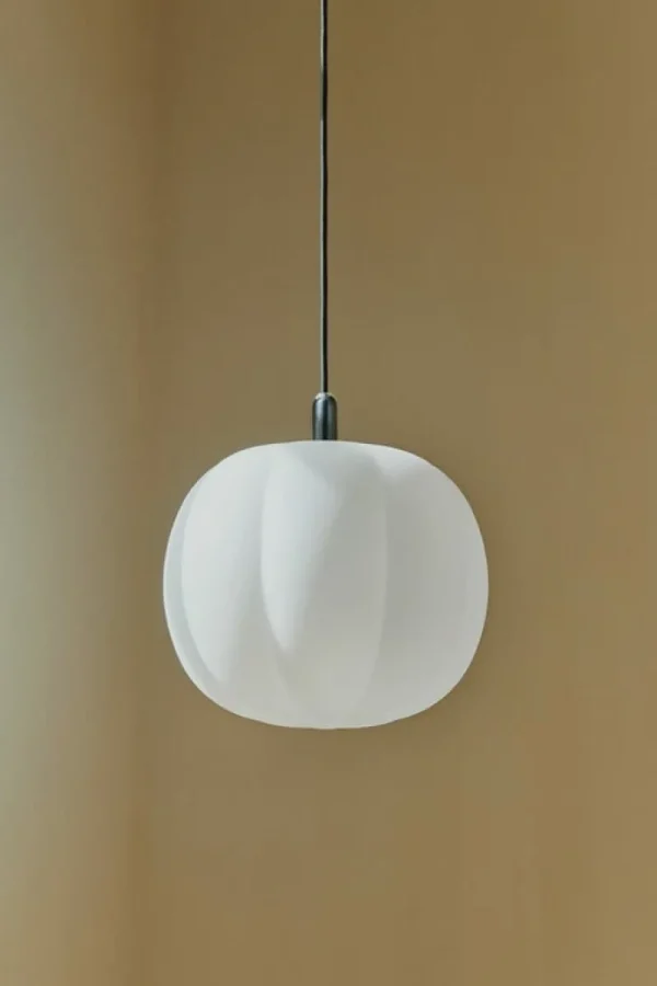 Warm Nordic Deckenleuchten-Made By Hand PePo Pendelleuchte, 30 cm, Opalglas