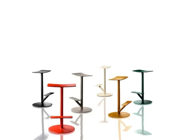 Muuto Sitzgelegenheiten-Magis Sequoia Barhocker, 66 cm, korallenrot