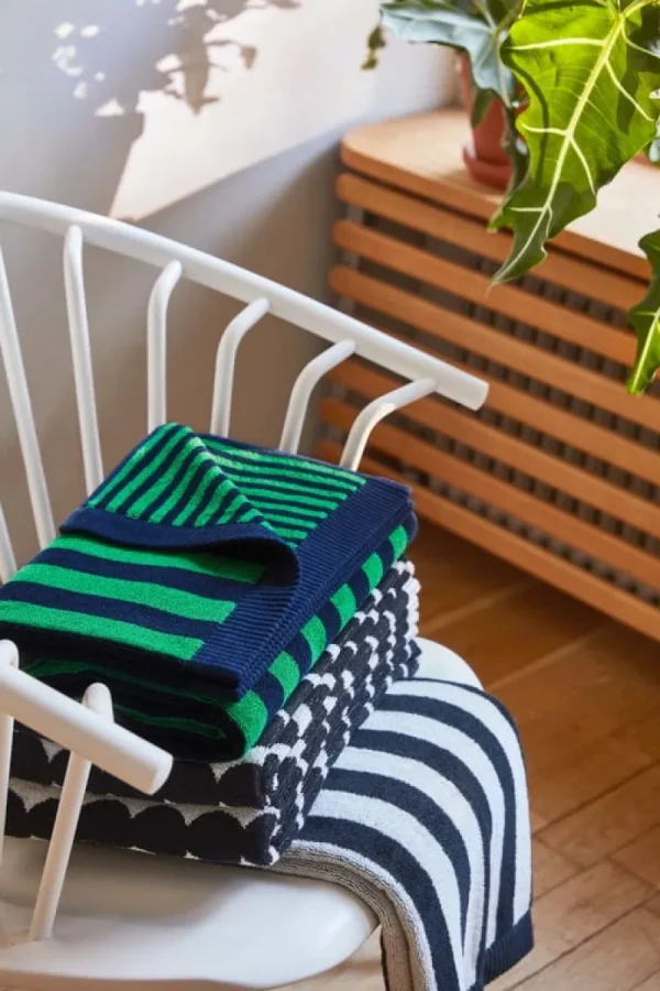 Marimekko Badezimmertextilien^Badetuch Räsymatto, schwarz - weiß