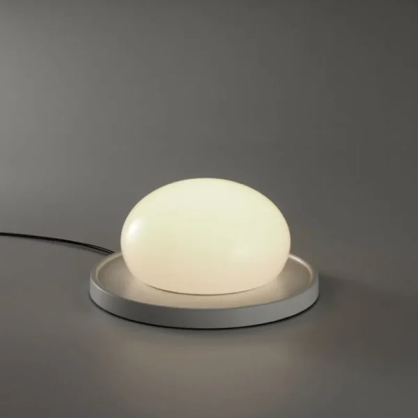Warm Nordic Tischlampen-Marset Bolita Tischleuchte, weiß