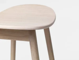 Normann Copenhagen Sitzgelegenheiten-Massproductions Barhocker Icha, 65 cm, Eiche weiß geölt