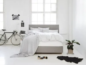 Matri Decken Und Überwürfe^Bettüberwurf Aava für Doppelbett, 260 x 260 cm, hellgrau