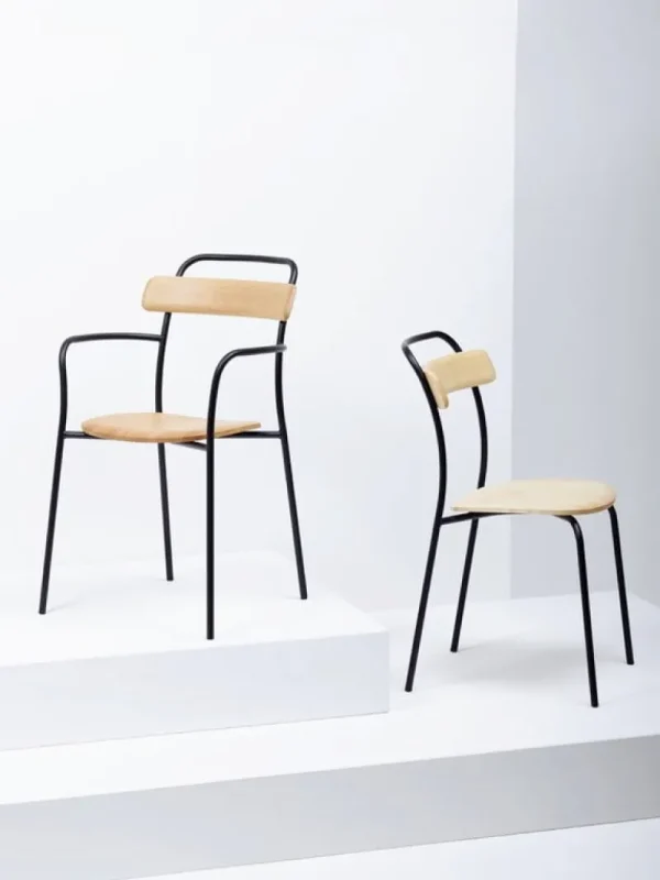 Vitra Sitzgelegenheiten-Mattiazzi MC16 Forcina Stuhl, schwarzer Stahl – Esche