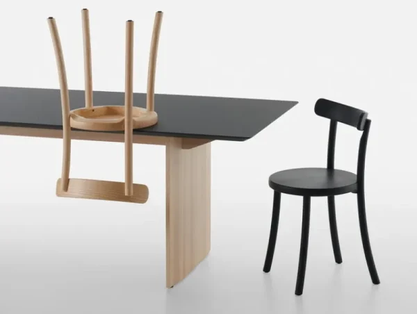 GUBI Sitzgelegenheiten-Mattiazzi MC18 Zampa Stuhl, Esche