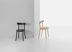 GUBI Sitzgelegenheiten-Mattiazzi MC18 Zampa Stuhl, Esche