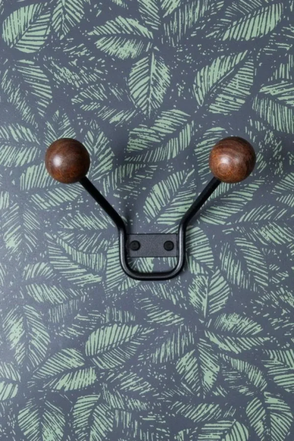 Maze Garderoben Und Kleiderbügel^Bill Garderobe, XXS, Schwarz – Esche, Nussbaum gebeizt