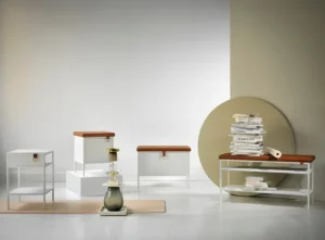 Design House Stockholm Aufbewahrungsmöbel | Sitzgelegenheiten-Maze Frank Aufbewahrungsbank, Weiß – Cognacfarben