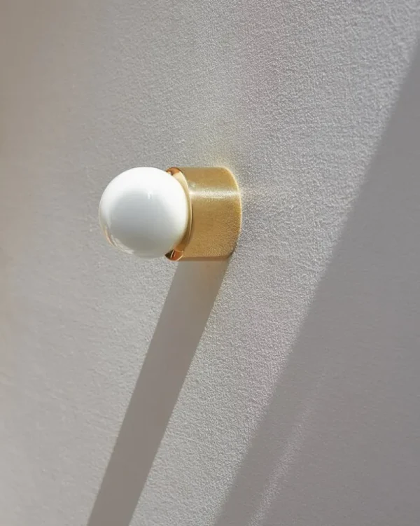 Louis Poulsen Wandleuchten | Deckenleuchten-Michael Anastassiades Brass Architectural Collection Wand-/Deckenleuchte 60, poliertes Messing