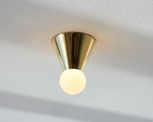 Louis Poulsen Wandleuchten | Deckenleuchten-Michael Anastassiades Cone Light Wandleuchte/Deckenleuchte, poliertes Messing
