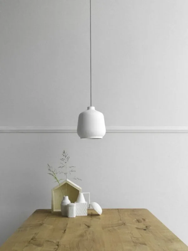 Muuto Deckenleuchten-Miniforms Kiki Pendelleuchte, weiß
