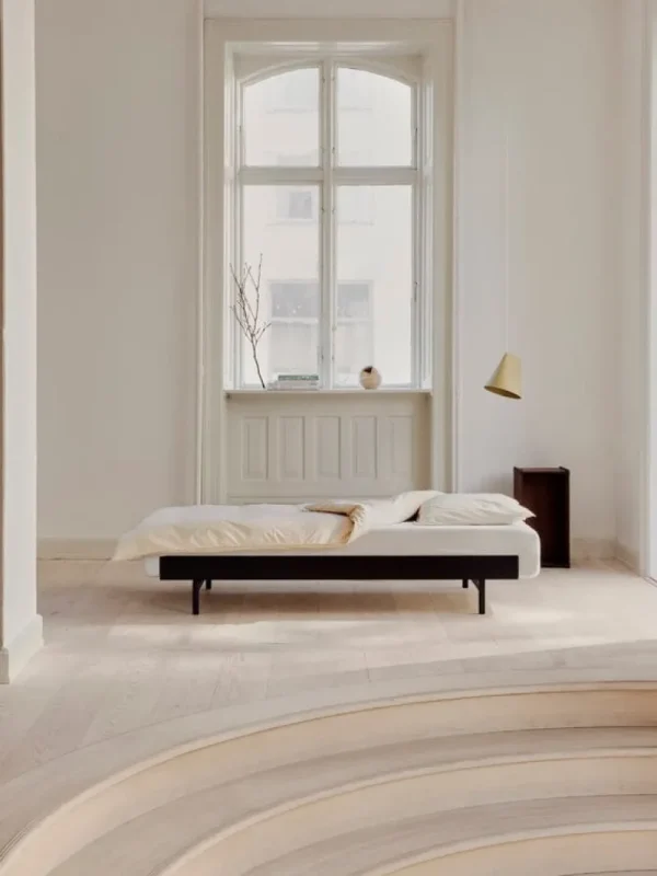 Moebe Betten-Malm Bett, hoch, 90-180 cm, schwarz