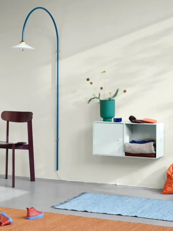 Audo Copenhagen Regale-Montana Furniture Montana Mini Modul mit Tür, 161 Mist