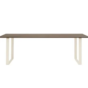 Vaarnii Tische-Muuto 70/70 Tisch, 225 x 90 cm, Eiche massiv geräuchert – Sandbeige
