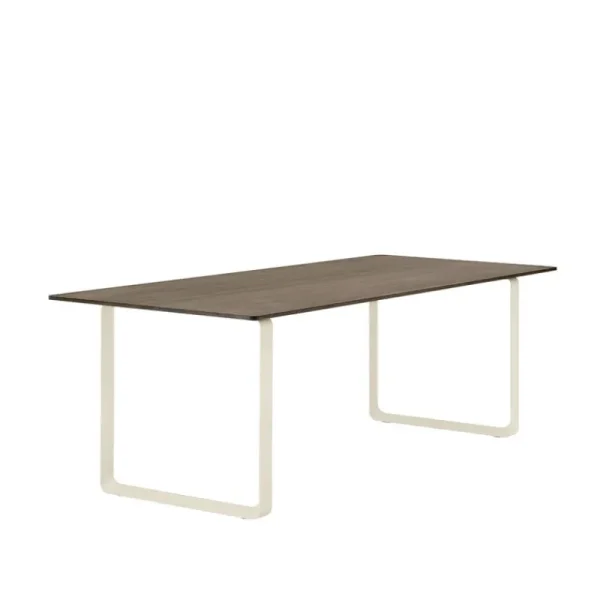 Vaarnii Tische-Muuto 70/70 Tisch, 225 x 90 cm, Eiche massiv geräuchert – Sandbeige