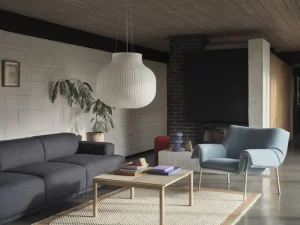 Woodnotes Tische-Muuto Couple Couchtisch, 80 x 84 cm, glatt/gewellt, Sandbeige - Eiche