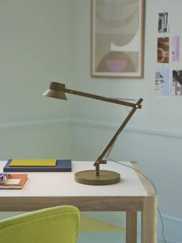 HAY Tischlampen-Muuto Dedicate Tischleuchte, S2, Schwarz