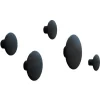 Muuto Garderoben Und Kleiderbügel^Dots Wood Kleiderhaken, 5 Stück, schwarz
