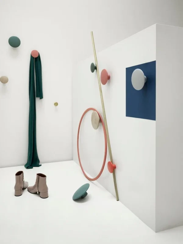 Muuto Garderoben Und Kleiderbügel^Dots Wood Kleiderhaken, salbeigrün