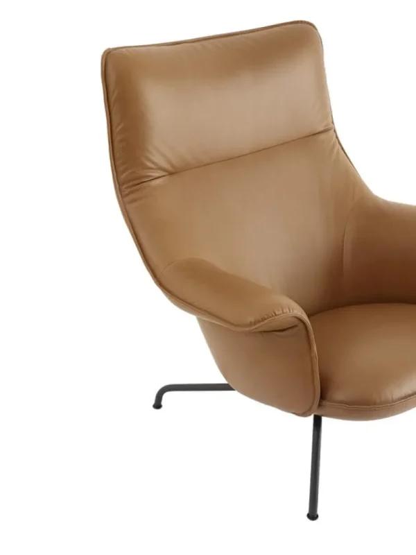 HAY Sitzgelegenheiten-Muuto Doze Loungesessel, cognacbraunes Leder – Anthrazit