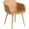 ferm LIVING Sitzgelegenheiten-Muuto Fiber Sessel, Holzgestell, ocker – Eiche
