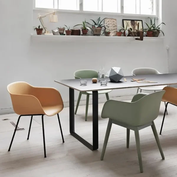 Mattiazzi Sitzgelegenheiten-Muuto Fiber Sessel, Kufengestell, grün