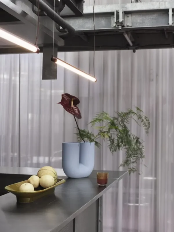 Flos Deckenleuchten-Muuto Fine Hängeleuchte, 90 cm, Tiefrot