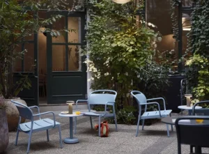 Muuto Terrassenmöbel^Linear Steel Couchtisch, 42 cm, Blassblau