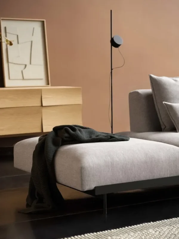 Flos Stehleuchten-Muuto Post Stehleuchte, schwarz
