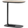 Fritz Hansen Tische-Muuto Relate Beistelltisch, Eiche - schwarz